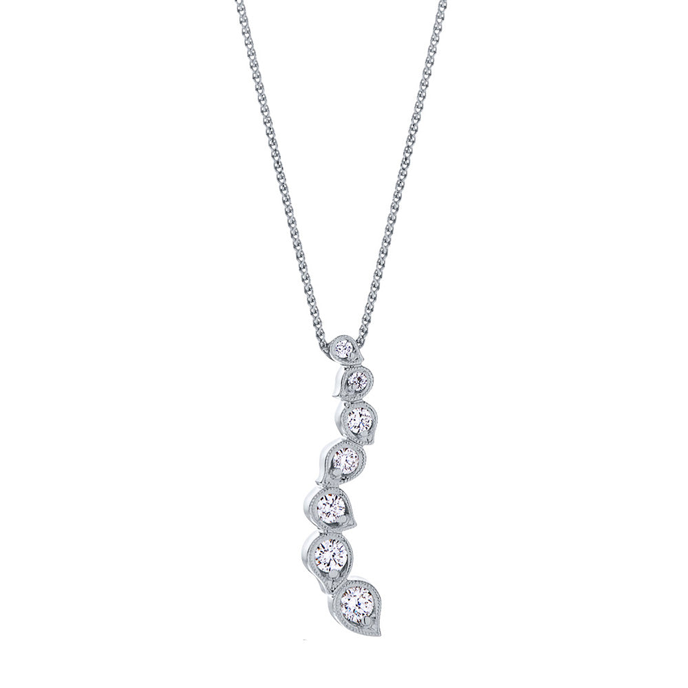 Lys Diamond Pendant Necklace in 18K Gold